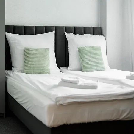 Ajncla Aparthotel Katovice